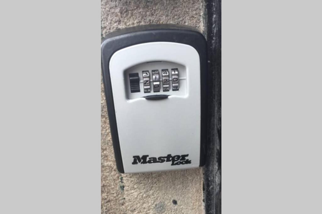Flat 5 Eia House Apartment Belfast Bagian luar foto